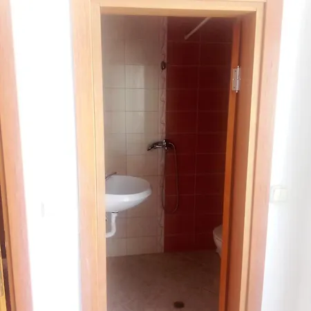 Apartment Lyana 46 *